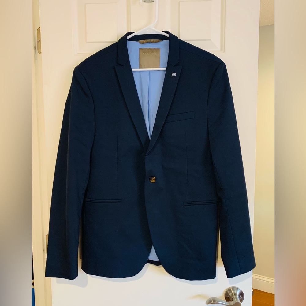 Zara Men’s Slim-fit Blazer in Navy